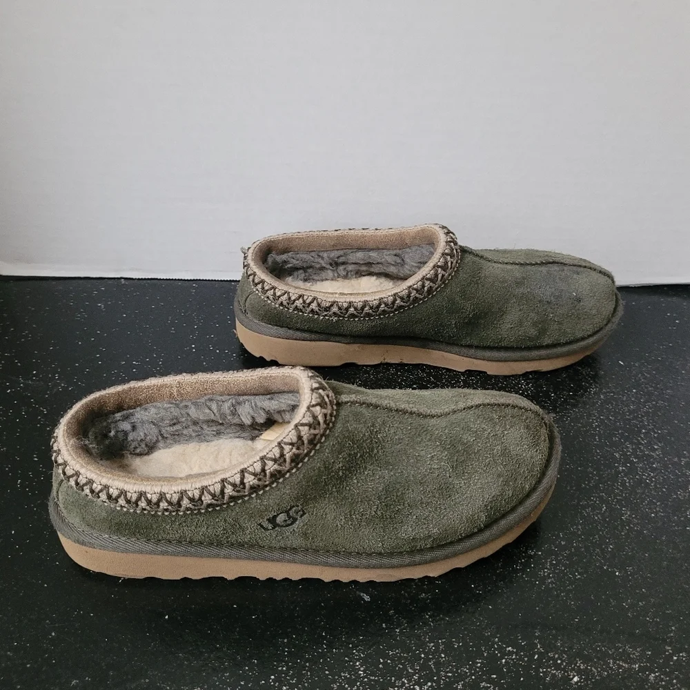 Ugg Cozy Green Suede Slippers